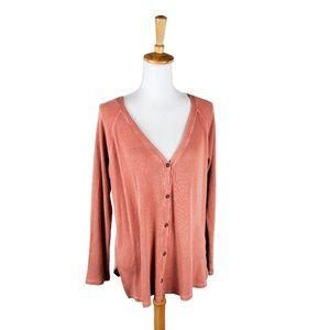 Mododoc Thermal Waffle Weave V-neck Button Up Top In Red Jasper Small